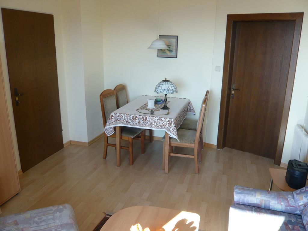 Appartementhaus Karawankenpromenade Velden am Wörthersee Oda fotoğraf